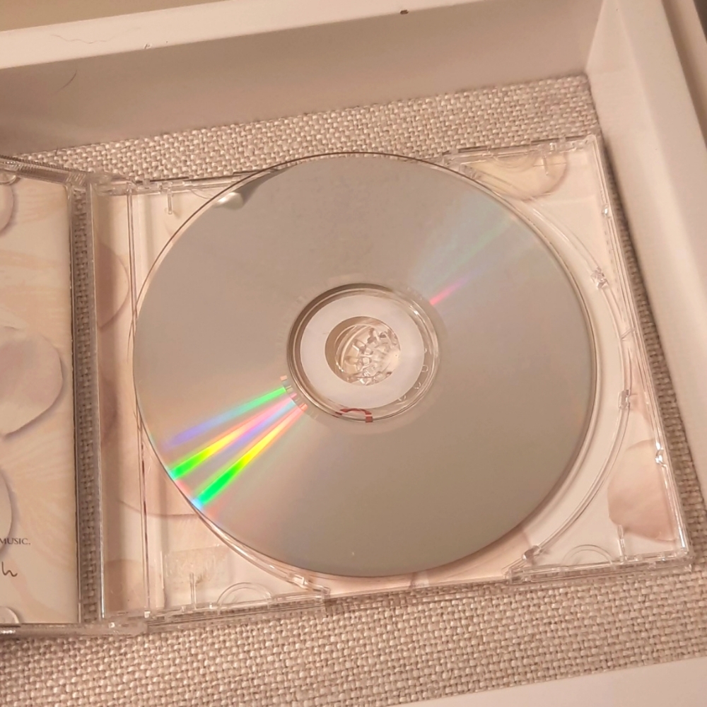 Selena CD - Picture 5 of 9